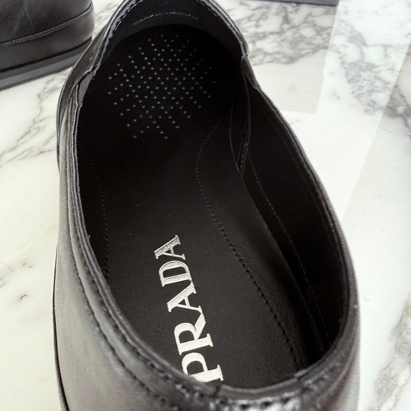 PRADA 4D3224 Black Soft Leather Loafers Shoes  - NEW - US 9.5 UK 8.5 main image 6